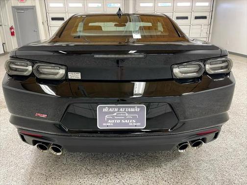 2021 Chevrolet Camaro RWD Coupe LT1