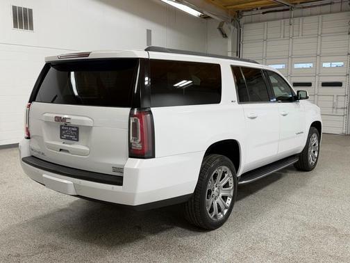 2019 GMC Yukon XL SLT