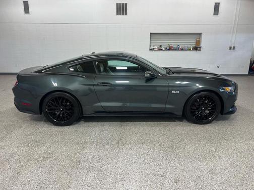 2016 Ford Mustang GT Premium
