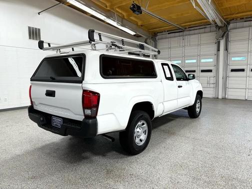 2022 Toyota Tacoma SR5