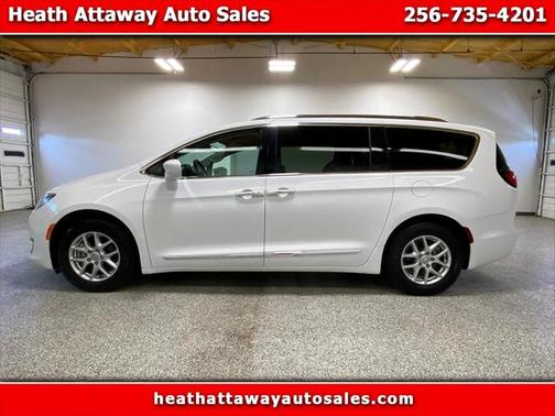 2020 Chrysler Pacifica Touring L