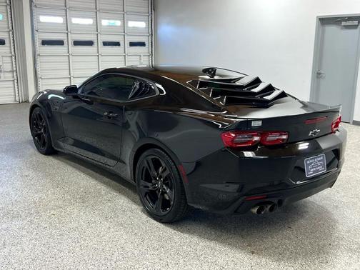 2022 Chevrolet Camaro RWD Coupe LT1