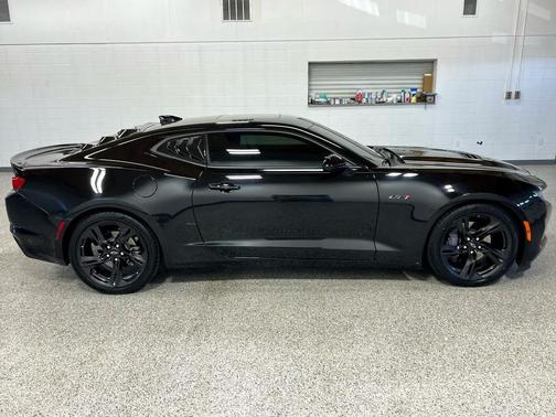 2022 Chevrolet Camaro RWD Coupe LT1