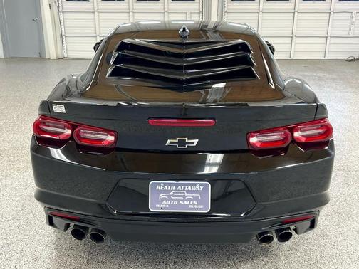2022 Chevrolet Camaro RWD Coupe LT1