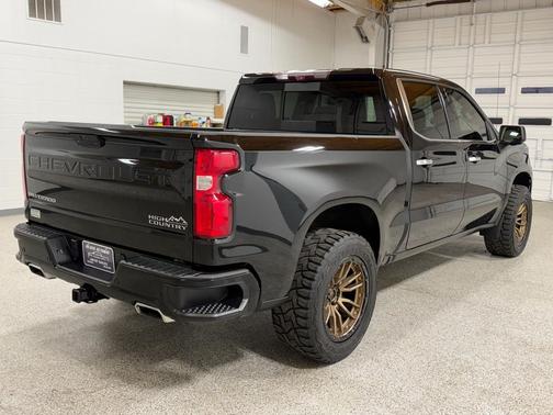 2020 Chevrolet Silverado 1500 High Country
