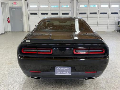 Pitch Black Clearcoat 2021 Dodge Challenger SXT