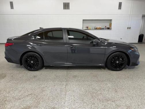 Underground 2025 Toyota Camry SE