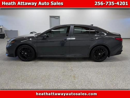 Underground 2025 Toyota Camry SE