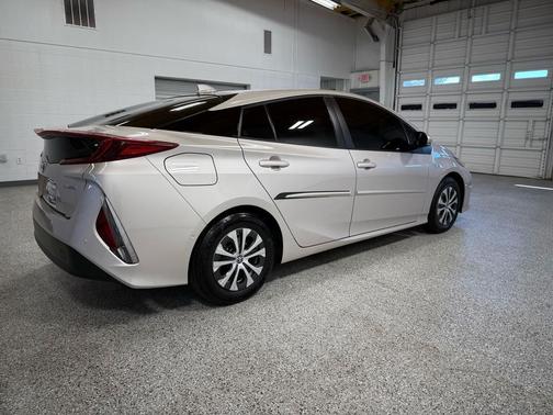 2021 Toyota Prius Prime Limited