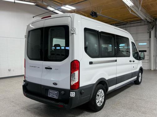 2017 Ford Transit-350 XLT