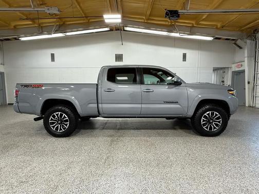 2020 Toyota Tacoma TRD Sport