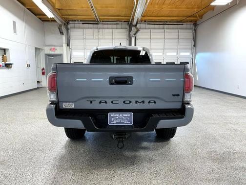 2020 Toyota Tacoma TRD Sport