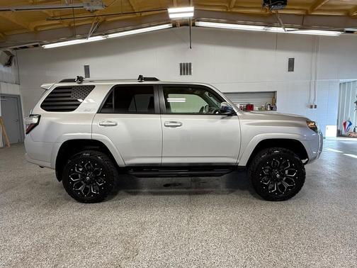 2019 Toyota 4Runner SR5