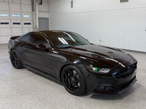 2017 Ford Mustang GT Premium