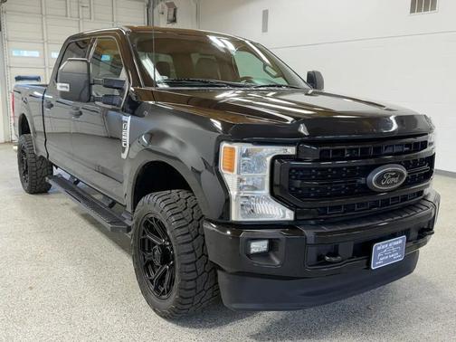 Agate Black Metallic 2022 Ford F-250 XLT