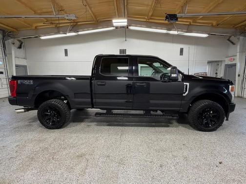 Agate Black Metallic 2022 Ford F-250 XLT