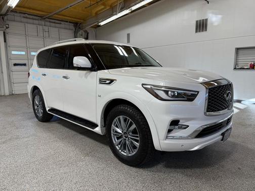 2019 INFINITI QX80 Luxe