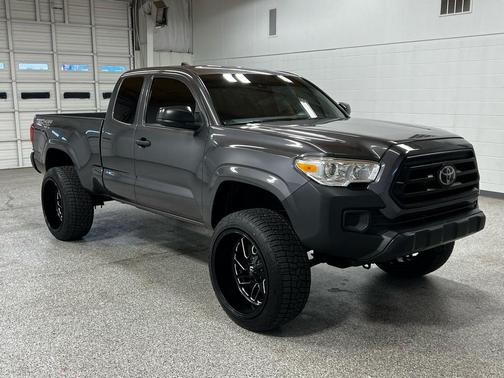 2020 Toyota Tacoma SR