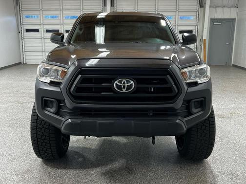 2020 Toyota Tacoma SR