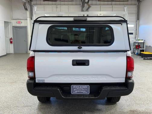 White 2022 Toyota Tacoma SR
