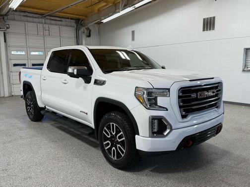 2019 GMC Sierra 1500 AT4