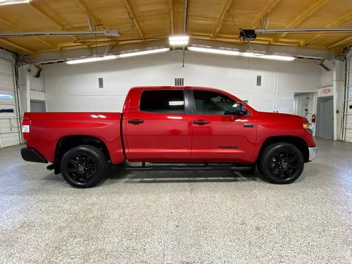 2020 Toyota Tundra SR5