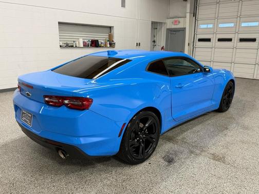 2022 Chevrolet Camaro RWD Coupe LT1