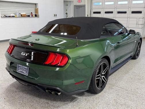 Eruption Green Metallic 2022 Ford Mustang GT Premium