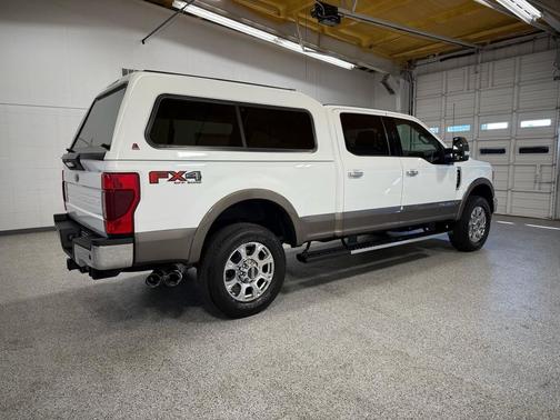 2022 Ford F-350 Lariat