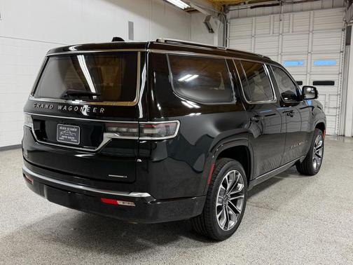 2022 Jeep Grand Wagoneer Series III 4x4