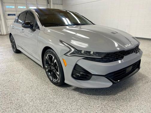 2023 Kia K5 GT-Line