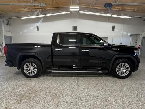 Onyx Black 2022 GMC Sierra 1500 Denali