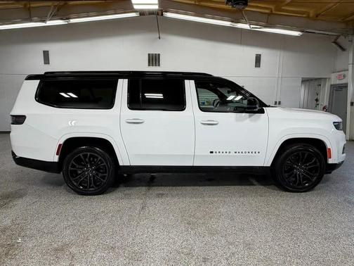 Bright White 2024 Jeep Grand Wagoneer L Series II 4x4