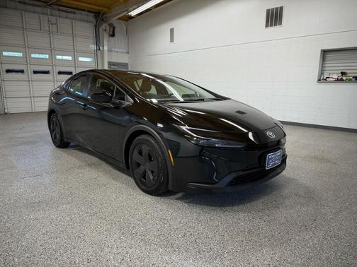 2023 Toyota Prius LE