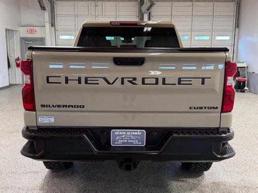 Sand Dune Metallic 2023 Chevrolet Silverado 1500 Custom Trail Boss