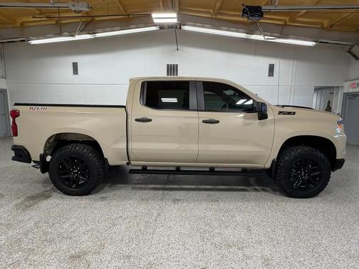 Sand Dune Metallic 2023 Chevrolet Silverado 1500 Custom Trail Boss
