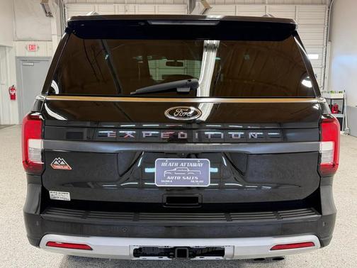 Agate Black Metallic 2022 Ford Expedition Timberline