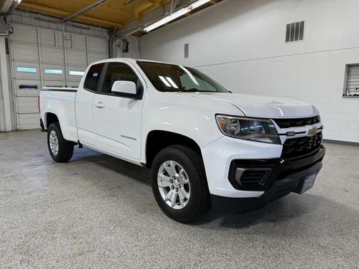 Summit White 2022 Chevrolet Colorado LT