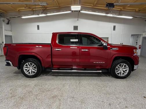 2022 GMC Sierra 1500 SLT