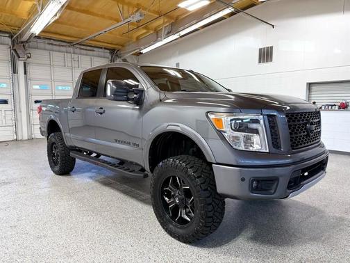 2019 Nissan Titan PRO-4X