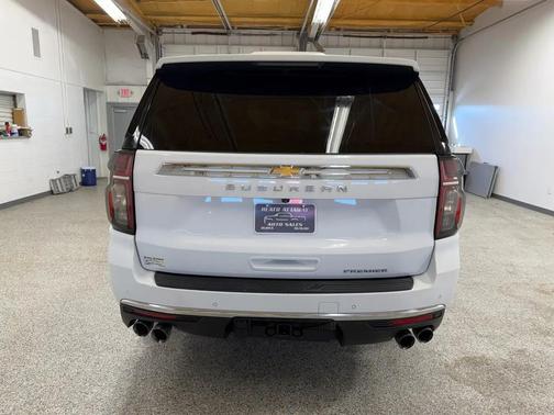 White 2023 Chevrolet Suburban Premier