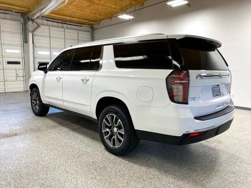 2021 Chevrolet Suburban LT