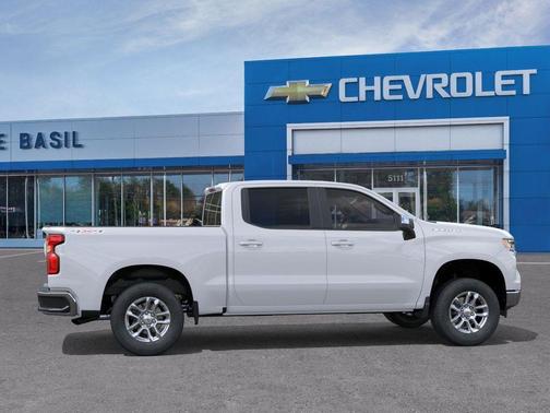 Summit White 2026 Chevrolet Silverado 1500 LT