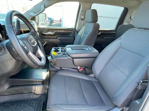 2024 GMC Sierra 3500 SLE