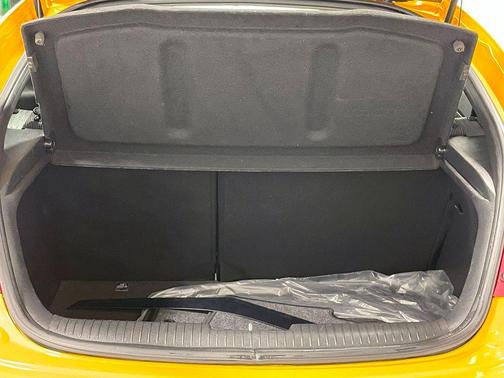2014 Hyundai Veloster Base
