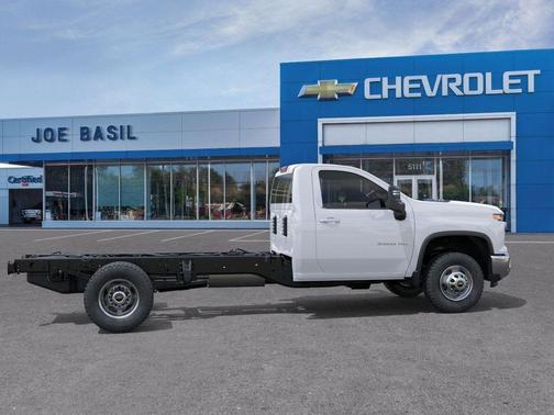 2026 Chevrolet Silverado 3500 WT