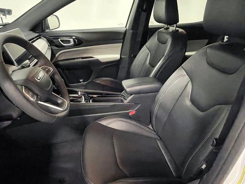 Mosaic Black Metallic 2024 Chevrolet Equinox LT
