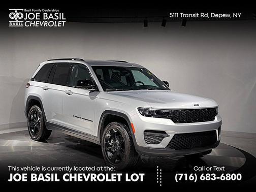 2024 Jeep Grand Cherokee Laredo