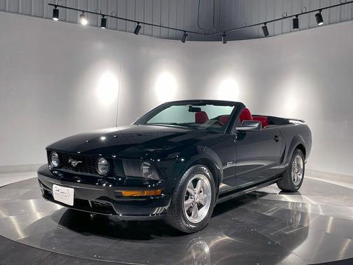2005 Ford Mustang