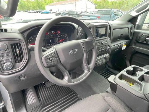 2025 Chevrolet Silverado 2500 Custom